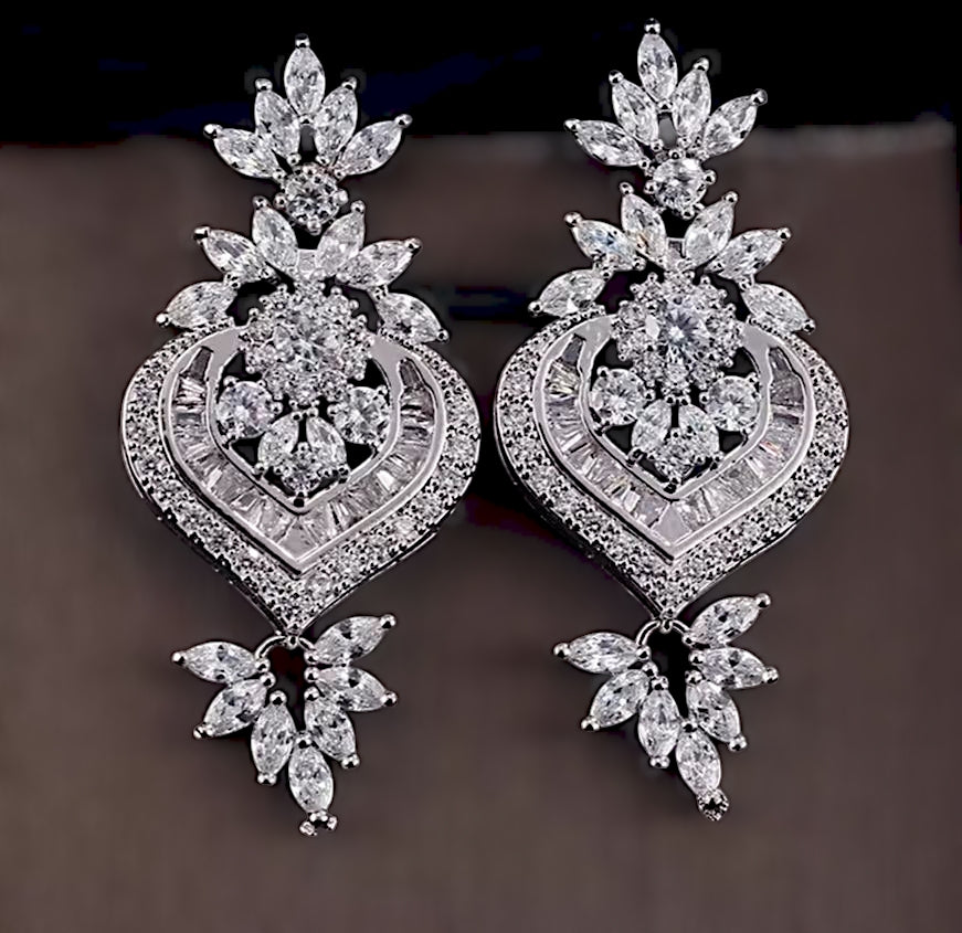 CHANDELIER SILVER EARRINGS