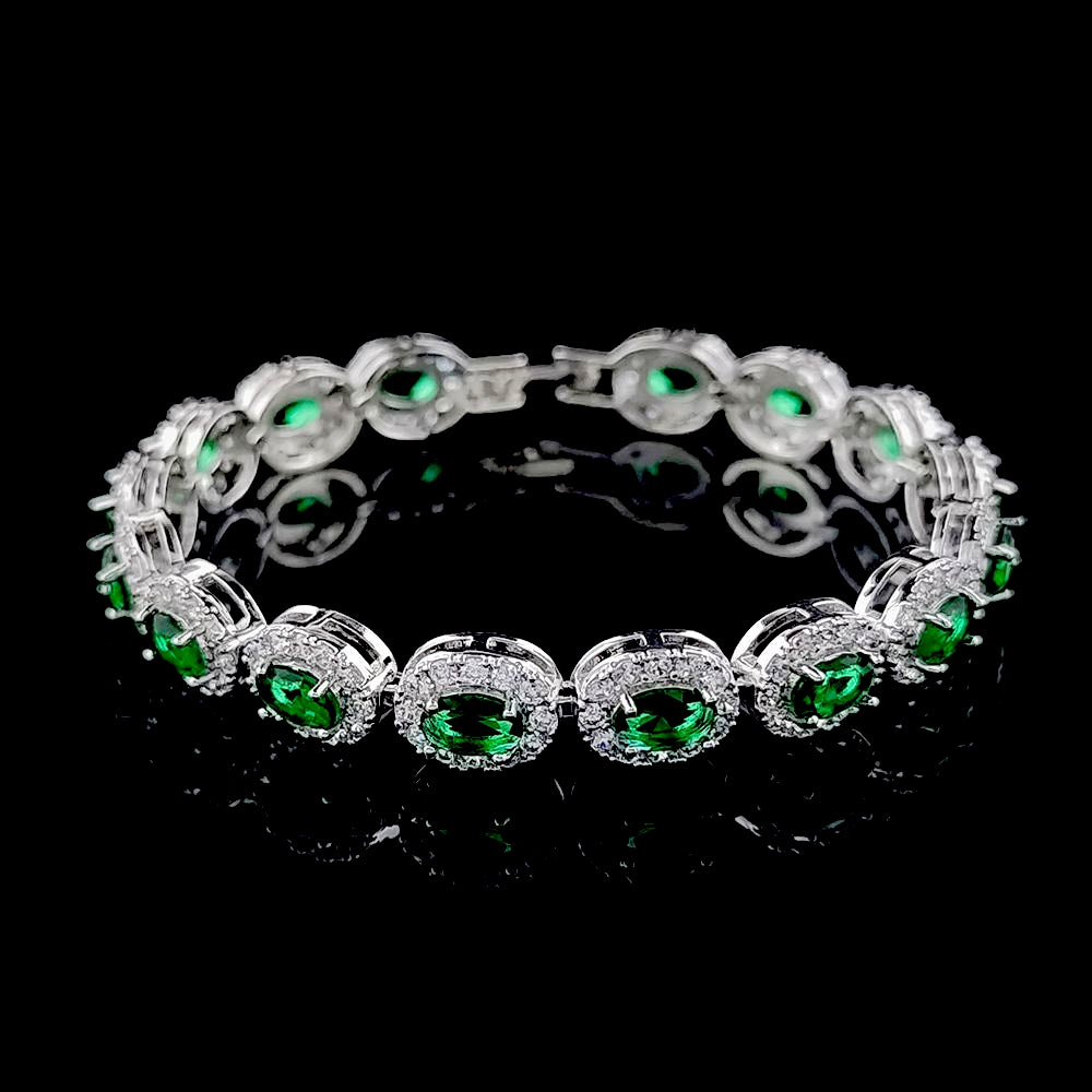 WONDROUS GREEN OVAL BRACELET