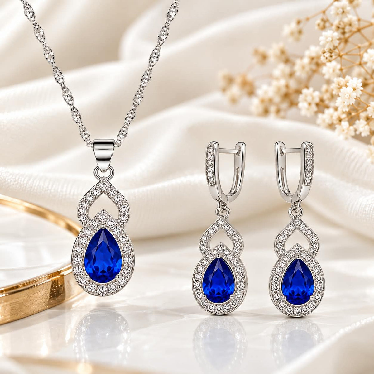 TEARDROP EARRINGS & PENDANT