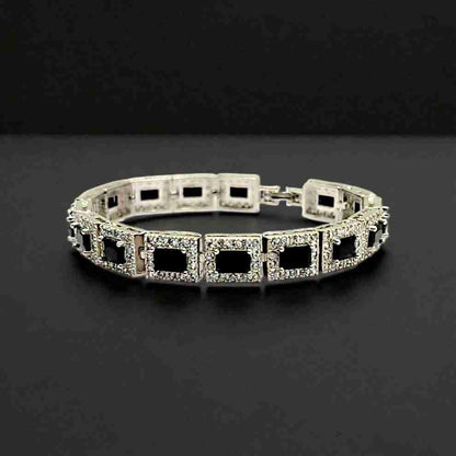 GRACEFUL BLACK BRACELET