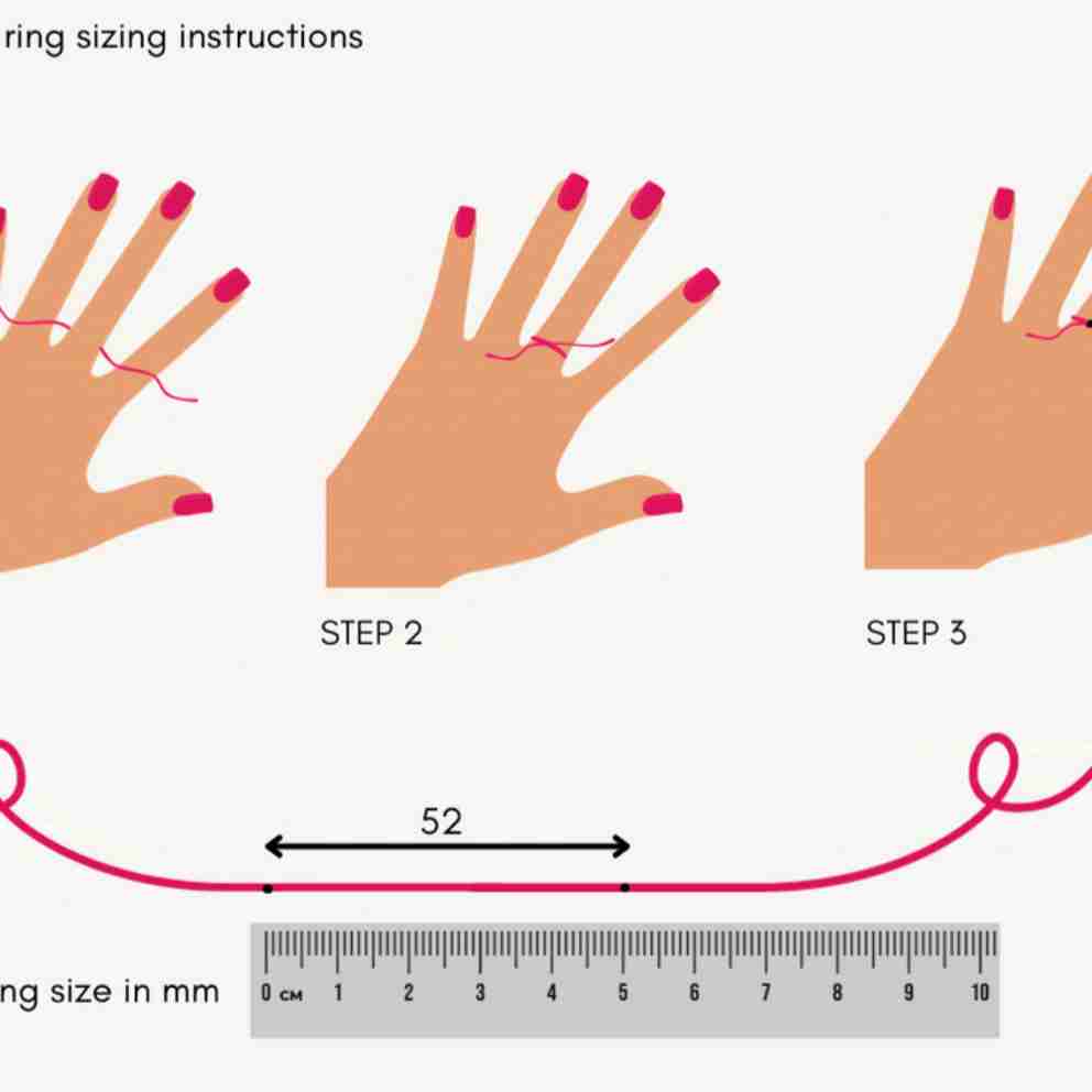 REGAL RADIANCE GREEN RING
