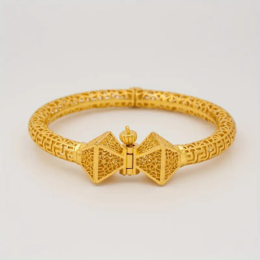 LUXURY CUFF BRACELET