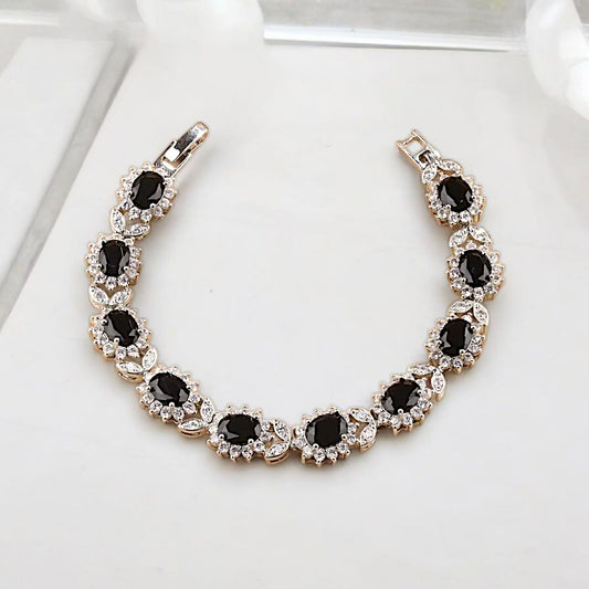 EXQUISITE OVAL BLACK BRACELET