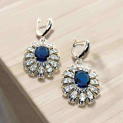 ELEGANT BLUE EARRINGS