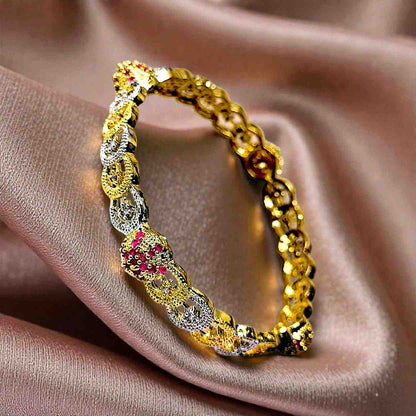DELICATE MICROPAVE BANGLE