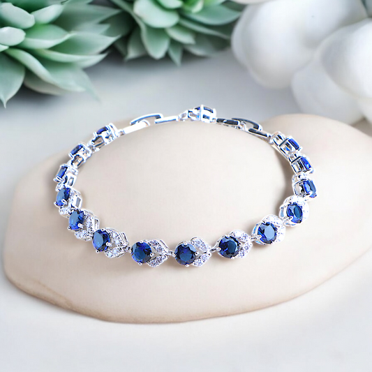 ELEGANT BLUE BRACELET