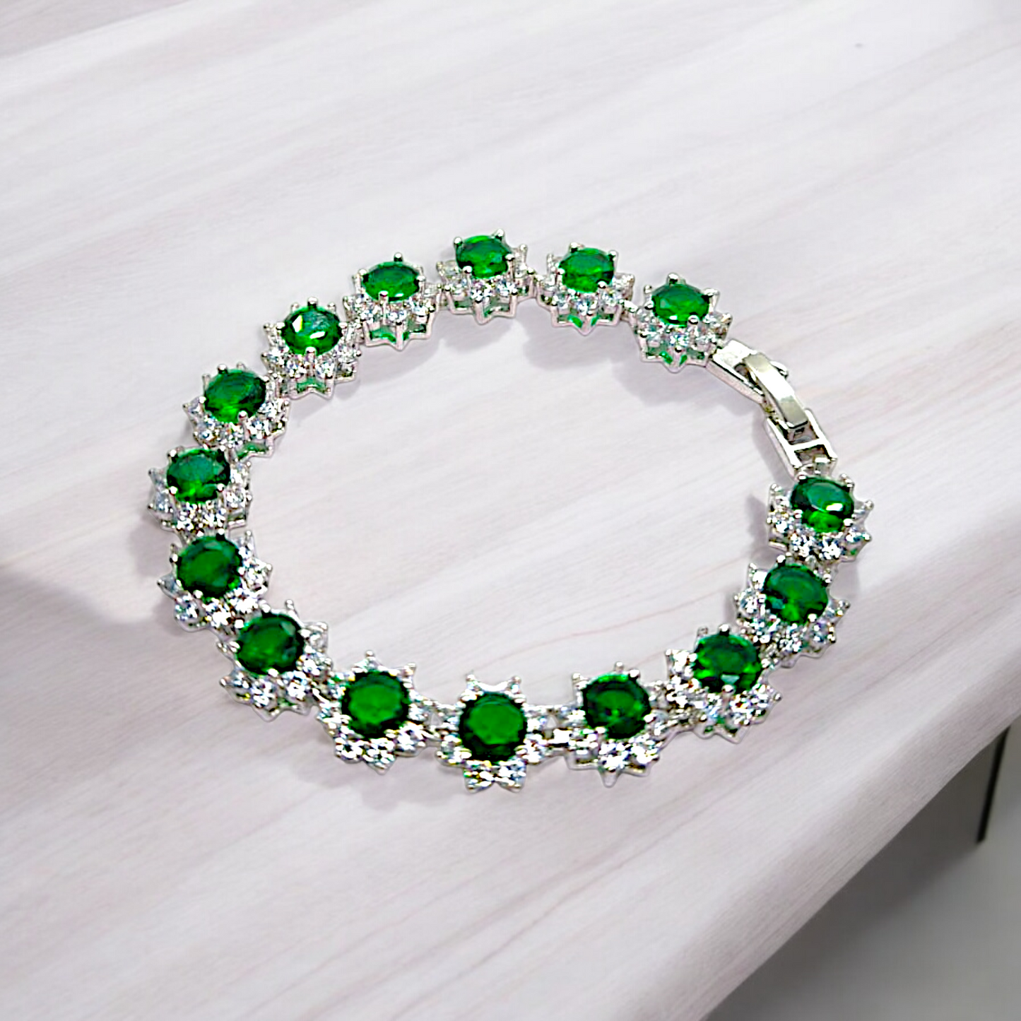 FLOWER GREEN BRACELET