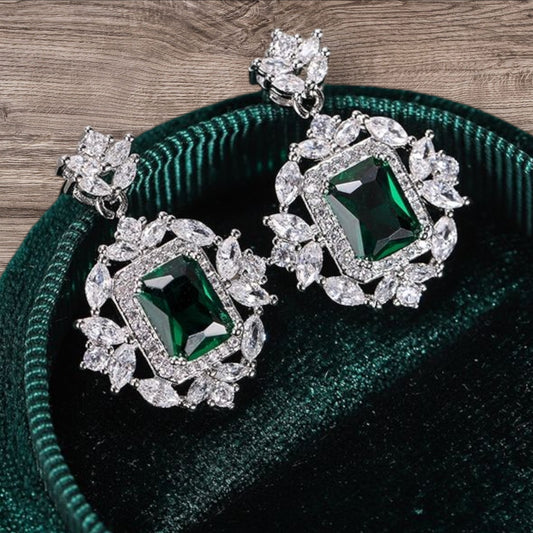 REGAL RADIANCE GREEN EARRINGS