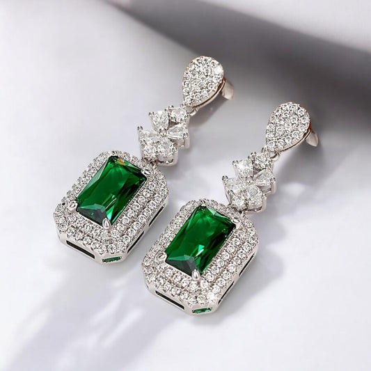 EMERALD GREEN EARRINGS